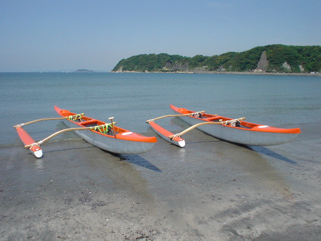 outrigger canoe